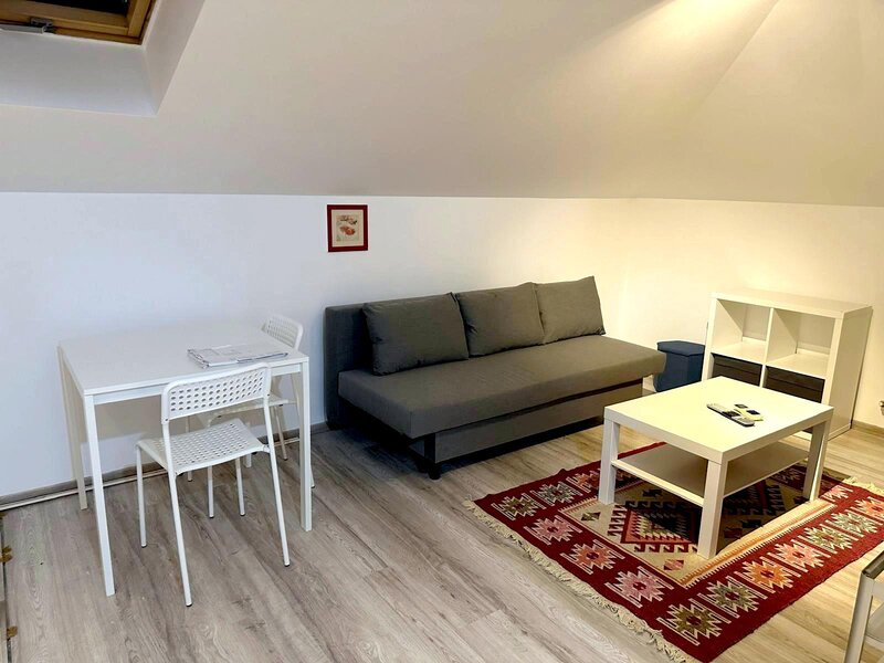 Militari Residence strada Tineretului garsoniera dubla tip studio, mansarda